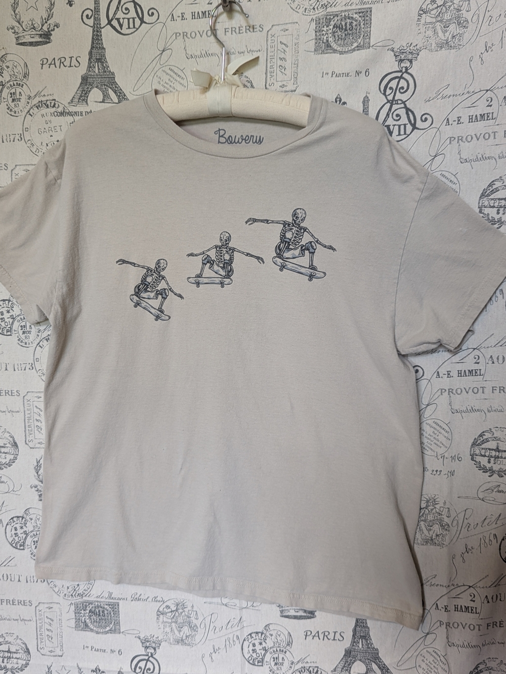 Bowery Supply Short-Sleeve Skeleton Skateboard Tee - Size L